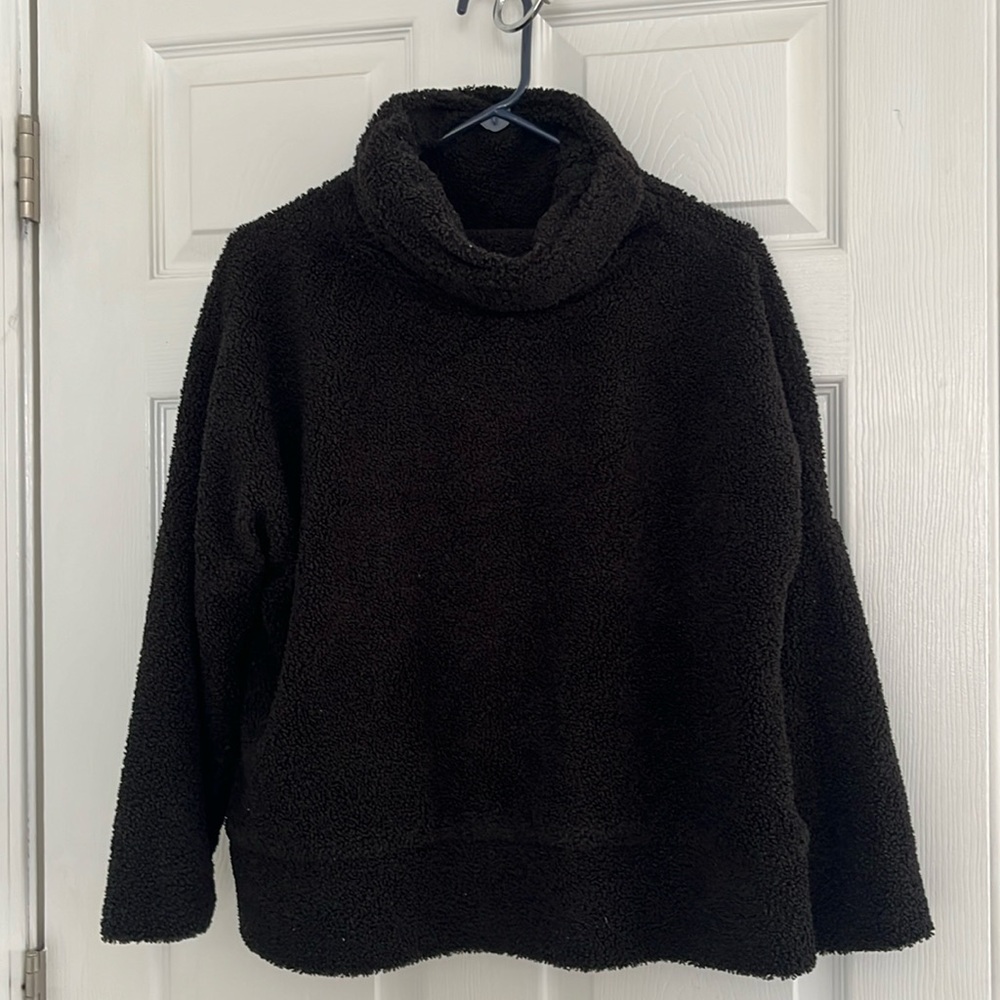 Tuckernuck Sherpa Mock Neck Pullover